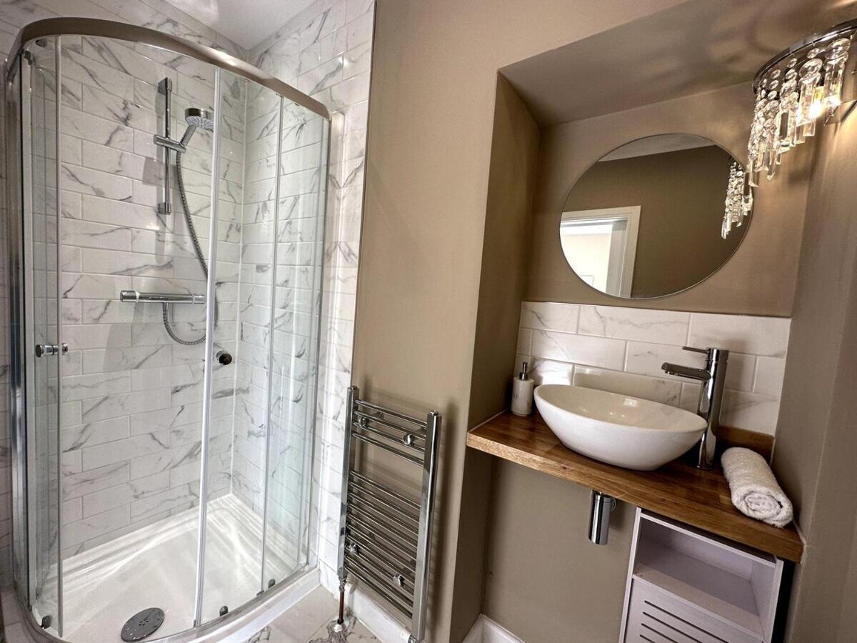 Deluxe Stays @ Libra Spaces Kingston upon Hull Rum bild